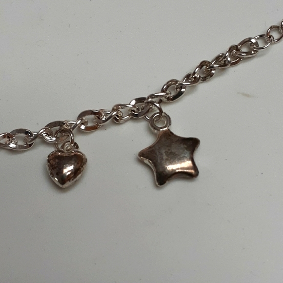 Vintage Silver Tone Charms Bracelet - Picture 6 of 7